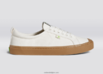 Heren Cariuma gebroken wit gom canvas 6F0Z249