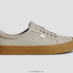 Heren Cariuma grijs gom suède 6F0Z2437