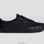 vrouwen Cariuma geheel zwart canvas 6F0Z24242